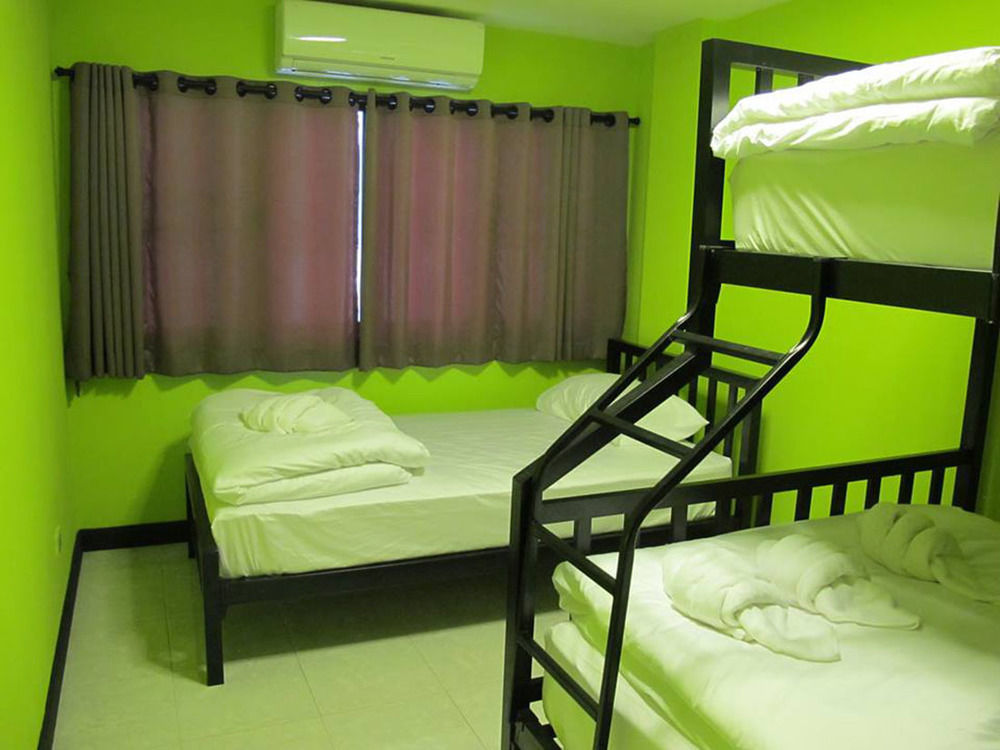 Why Not House Hostel Τσιάνγκ Μάι Εξωτερικό φωτογραφία