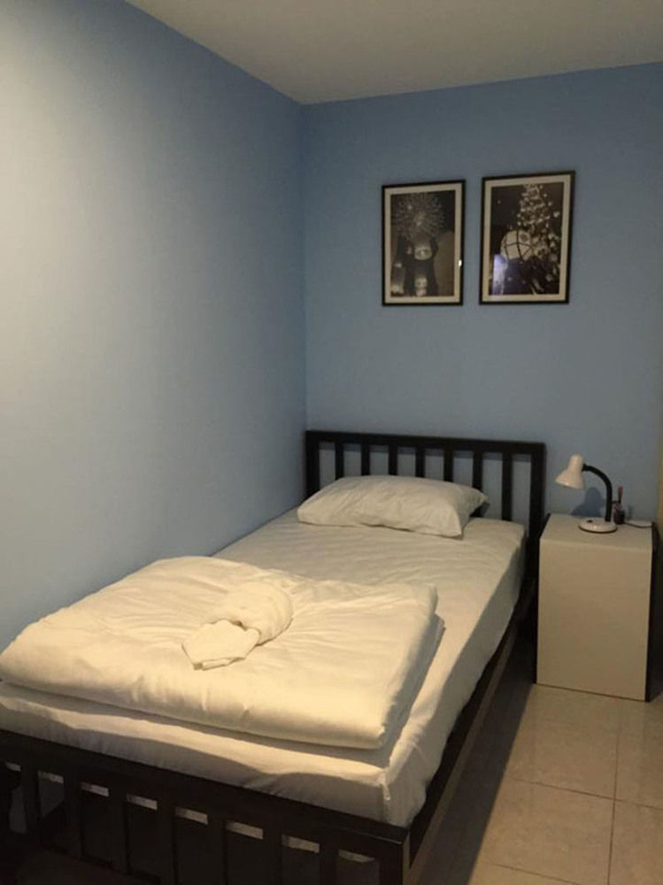 Why Not House Hostel Τσιάνγκ Μάι Εξωτερικό φωτογραφία