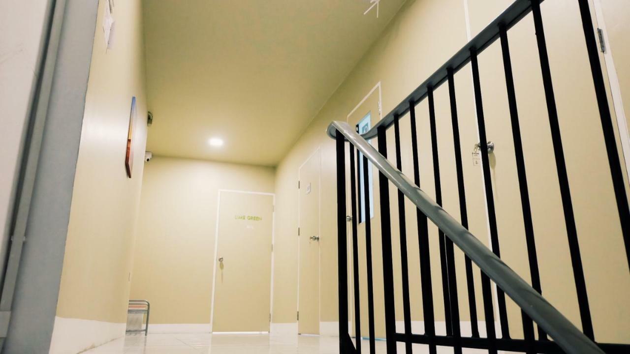 Why Not House Hostel Τσιάνγκ Μάι Εξωτερικό φωτογραφία