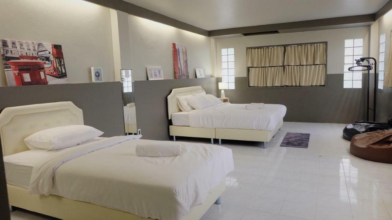 Why Not House Hostel Τσιάνγκ Μάι Εξωτερικό φωτογραφία