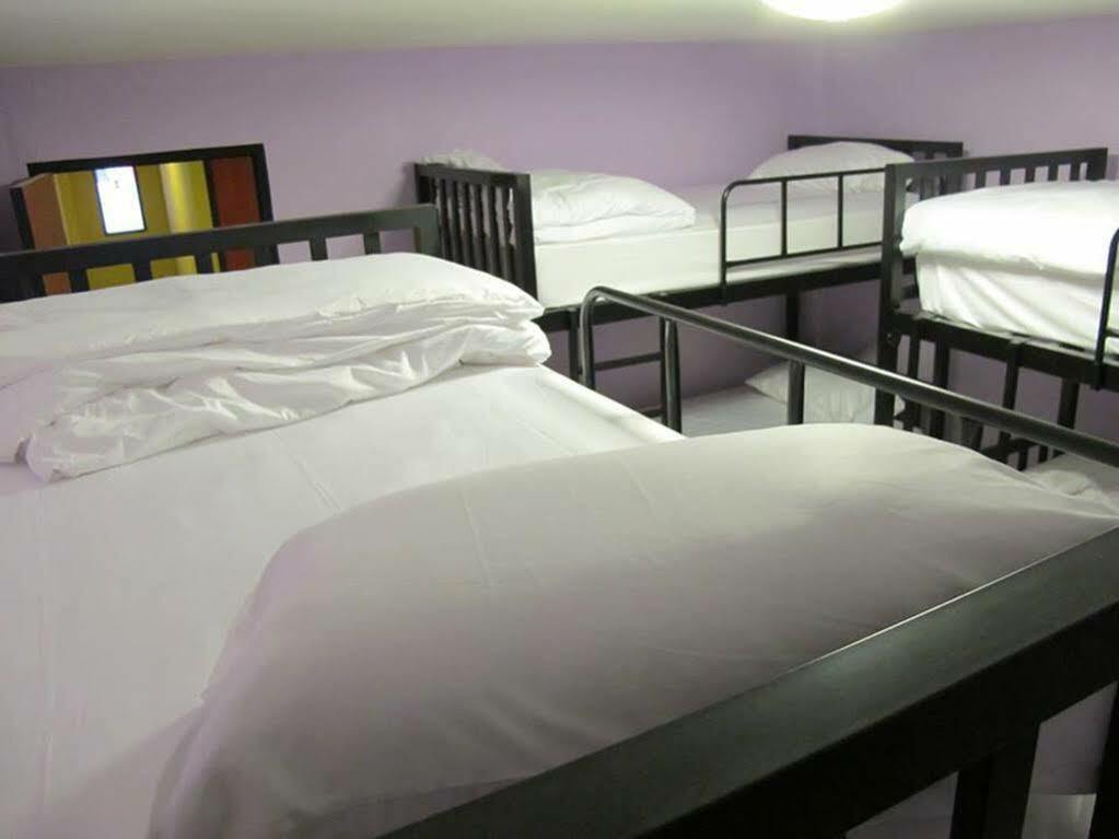 Why Not House Hostel Τσιάνγκ Μάι Εξωτερικό φωτογραφία