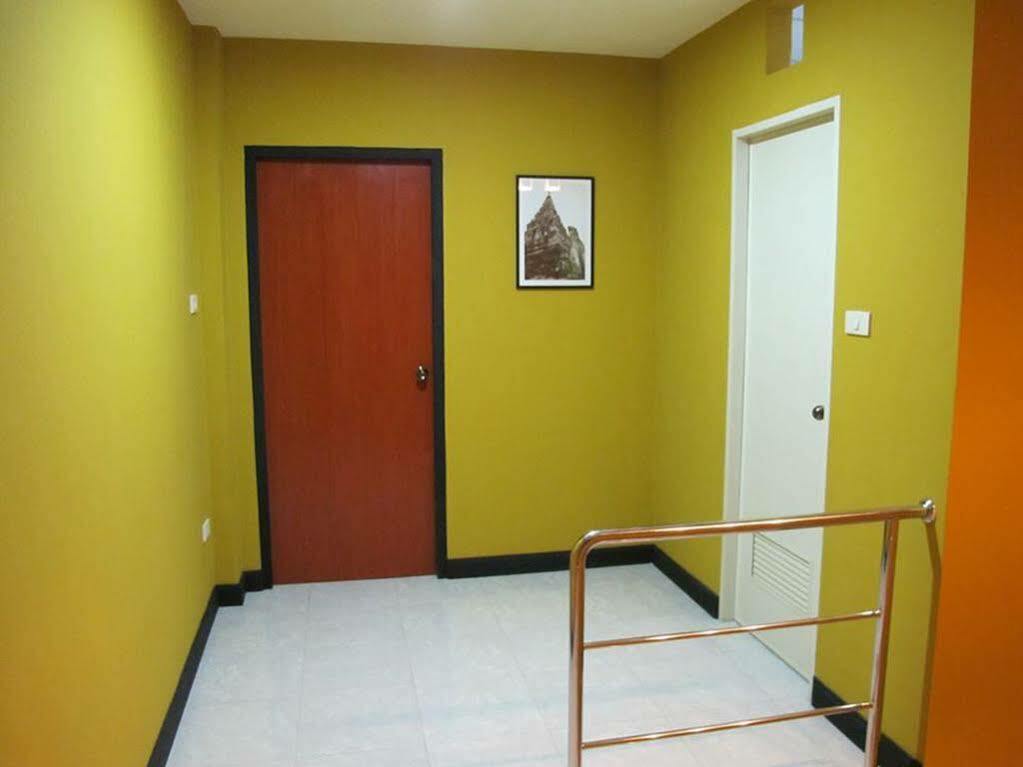 Why Not House Hostel Τσιάνγκ Μάι Εξωτερικό φωτογραφία
